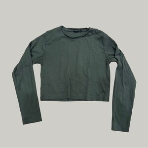 EUC Basic Long Sleeve Crop Top